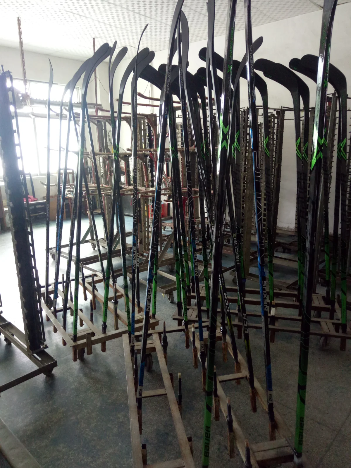 Customize 100%Carbon Fiber Super Ice Hockey Sticks Made in China SYNC - Image 5