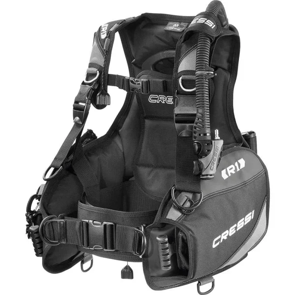 Lightweight Scuba Diving Jacket BCD with Integrated Movable Weight Pockets and 3 Exhaust Valves: R1: Designed in Italy